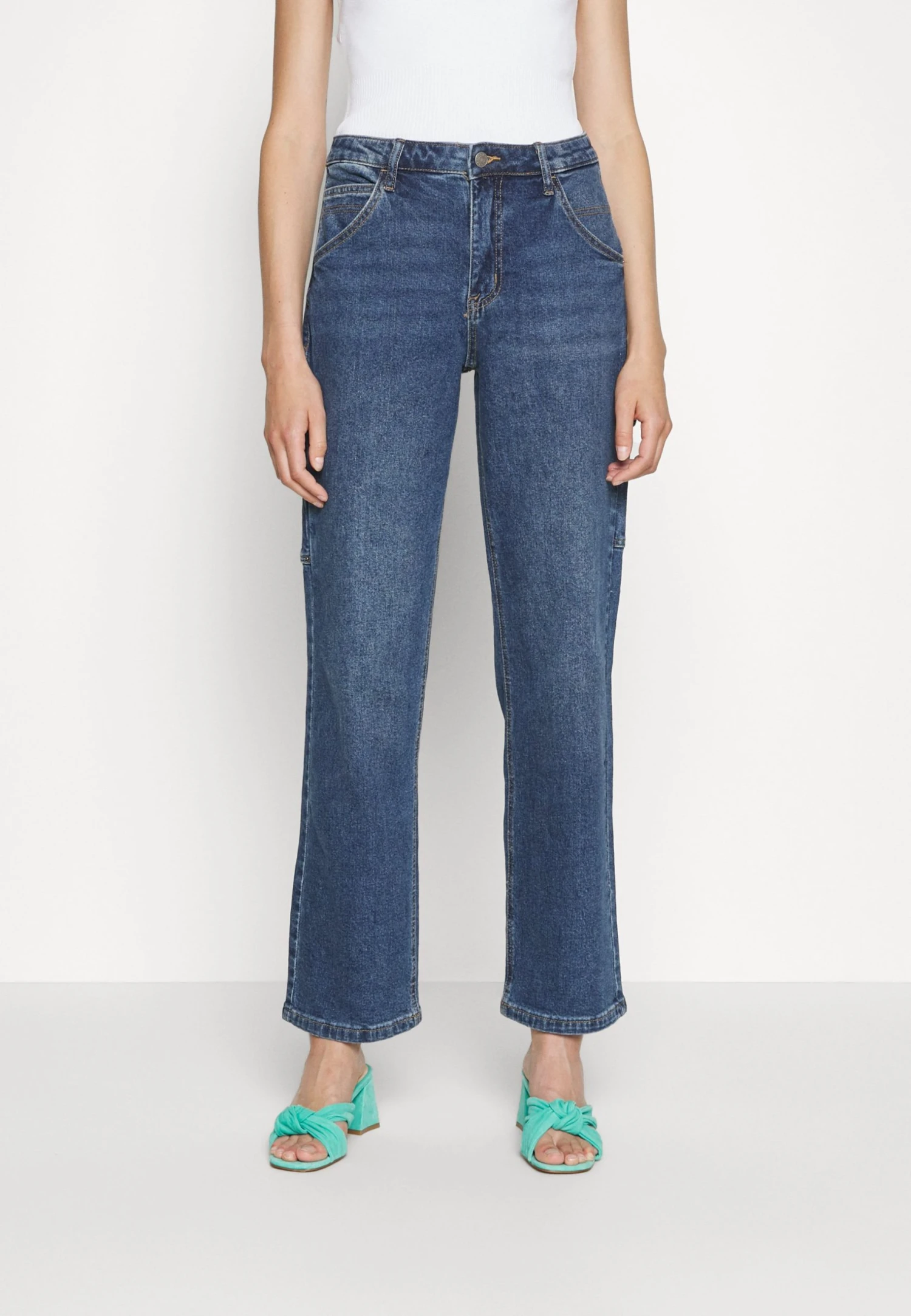 Go Kit Carpenter Pants - Relaxed Fit Jeans - Go Astrid Medium Wash