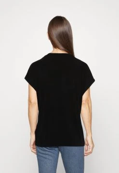 Guess 3D Flowers Triangle Tee - Print T-Shirt - Jet Black 10 Guess 3D Flowers Triangle Tee - Print T-Shirt - Jet Black -Guess Apparel 03178d0613094923849ee7361cbc861d