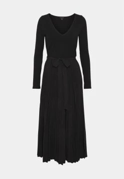 Guess Erynn Pleated Dress - Maxi Dress -Guess Apparel 051ef6c0120145b3972957601eaf4ed2