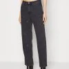 Go Kit Panel Carpenter Pant - Relaxed Fit Jeans - Hyde Black Wash