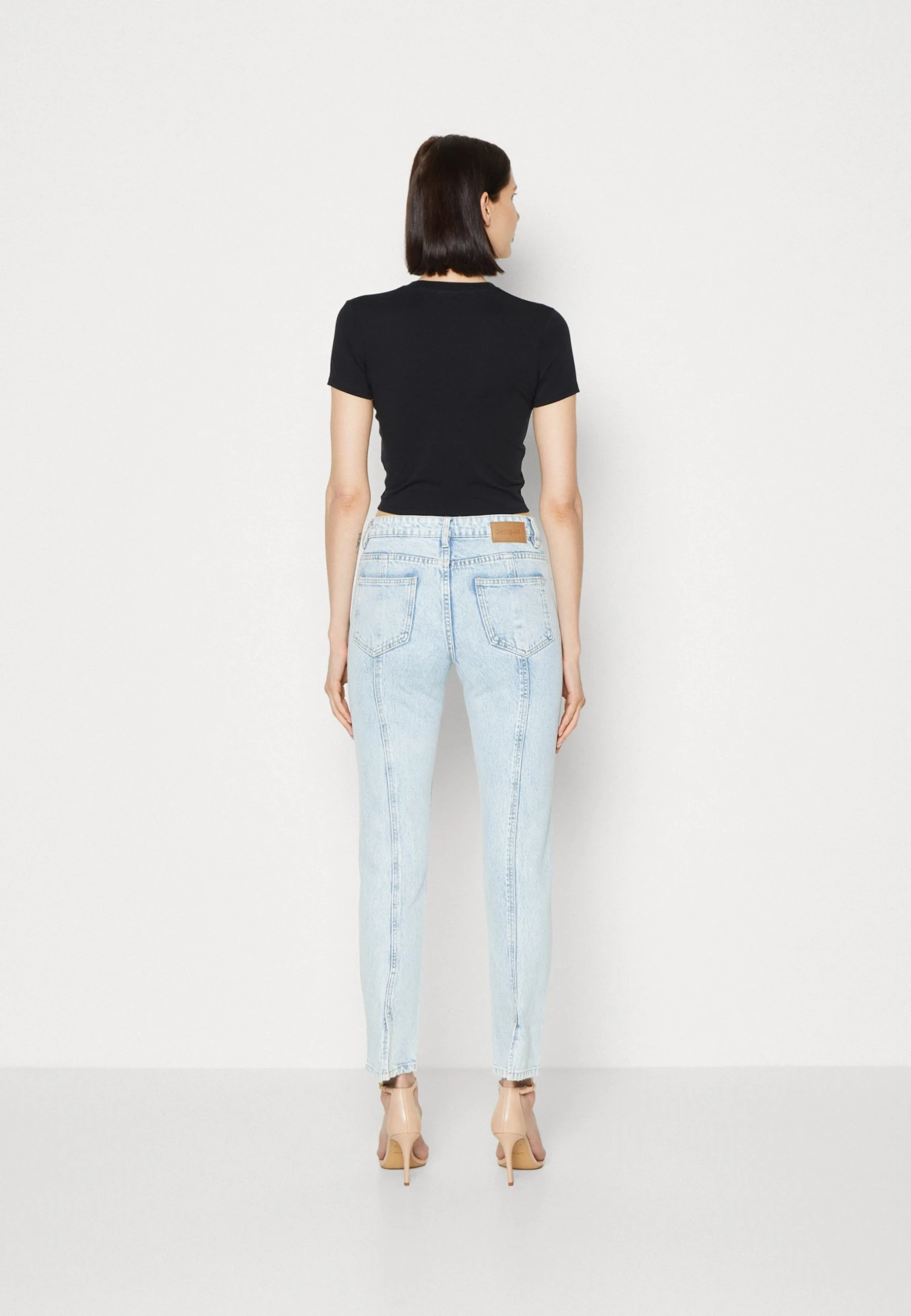 Graphic Baby Tee - Basic T-Shirt - Jet Black 5 Graphic Baby Tee - Basic T-Shirt - Jet Black - Image 3