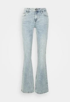 Go Kit Bootcut Pant - Bootcut Jeans - Go Leo Lt Wash 12 Go Kit Bootcut Pant - Bootcut Jeans - Go Leo Lt Wash -Guess Apparel 08cff844651f4555976d5a3da72c57f6