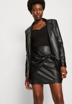 Guess Alya Wrap Skirt - Wrap Skirt - Jet Black Multi -Guess Apparel 14a0cf080c0741a6a725f85adc9a5035