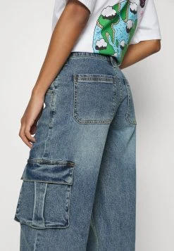 Kit Pant - Straight Leg Jeans - Go Donna Medium Wash -Guess Apparel 17a7668887c344cf9bf4f3932657eccd