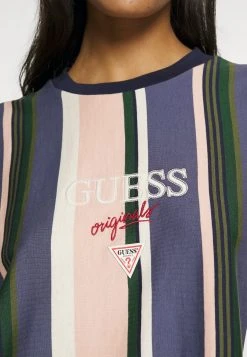 Go Stripe Logo Tee - Print T-Shirt - Sandy Shore Multi -Guess Apparel 1874c29bda204b3b899ab7c51dd321a0