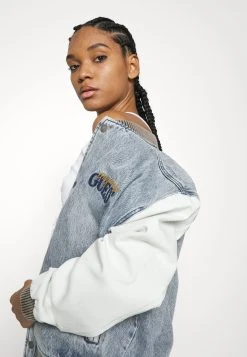 Jacket - Denim Jacket -Guess Apparel 1b5f755fe3bf4035907abbb586582ee2