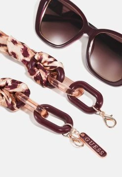 Guess Set - Sunglasses - Dark Red -Guess Apparel 1c9cb2c9b6e84edfa1780d5c7ce07dbc