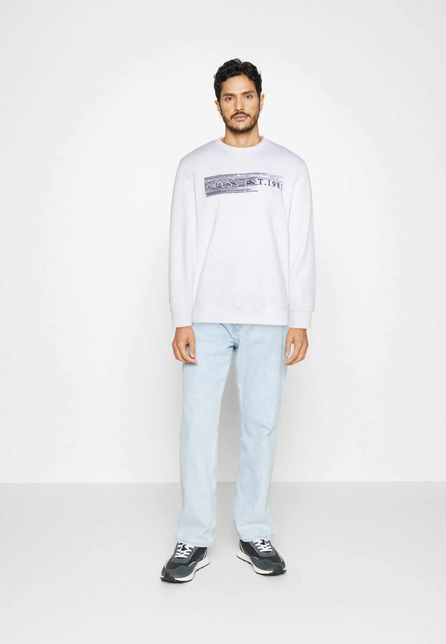 Guess Beau- Sweatshirt - Pure White 4 Guess Beau- Sweatshirt - Pure White - Image 2