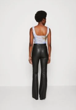 Hype Skinny Flare Pant - Trousers - Jet Black -Guess Apparel 1ef5b5a0b8a64e2aa5ee738239ddbddf