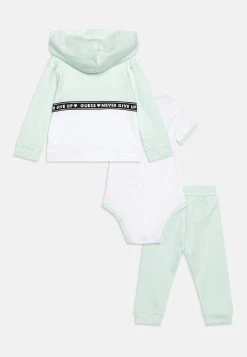 Guess Newborn Take Me Home Unisex Set - Zip-Up Sweatshirt - Bebe Blue -Guess Apparel 1f14e493f26a4051a3958519795cfe00