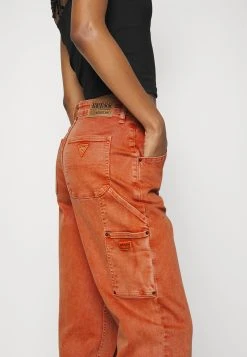 Sade Carpenter- Straight Leg Jeans - Real Orange -Guess Apparel 21fbfed207e34aa5a6e35a6b9f56f755