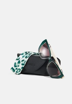 Guess Set - Sunglasses - Green -Guess Apparel 2a349f5ec11c40c0ac78a173fbce47aa