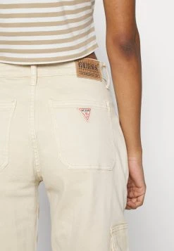 Kit Pant - Straight Leg Jeans -Guess Apparel 2d268678c7984d2fad581aad1d50d0e8