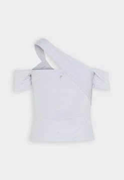 Guess Malori Twisted Strap - Top 13 Guess Malori Twisted Strap - Top -Guess Apparel 2fbd85321a3f4ecab7a7ea57907d618c