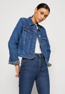 Guess Delya Trucker - Denim Jacket -Guess Apparel 37e7355610e943098c9e18ab79288504