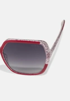 Guess Sunglasses - Shiny Fuxia/Gradient Smoke -Guess Apparel 4021301cb985450e855d99fa8a423aab