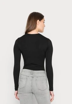 Guess Logo Body - Long Sleeved Top -Guess Apparel 413a4ddff69d4a5cb2846293e217e827