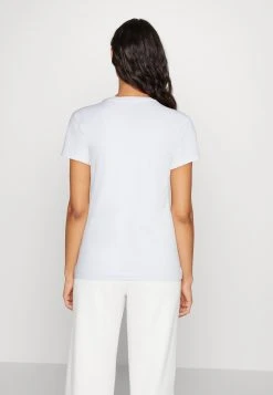 Guess Triangle Flowers - Print T-Shirt - Pure White -Guess Apparel 43d965c653544410a2ab4f8eef065aee