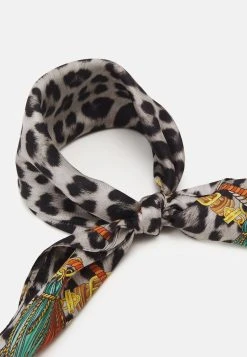 Guess Foulard - Foulard - Black -Guess Apparel 4c41bcce37fc40a7af8699383f39224d