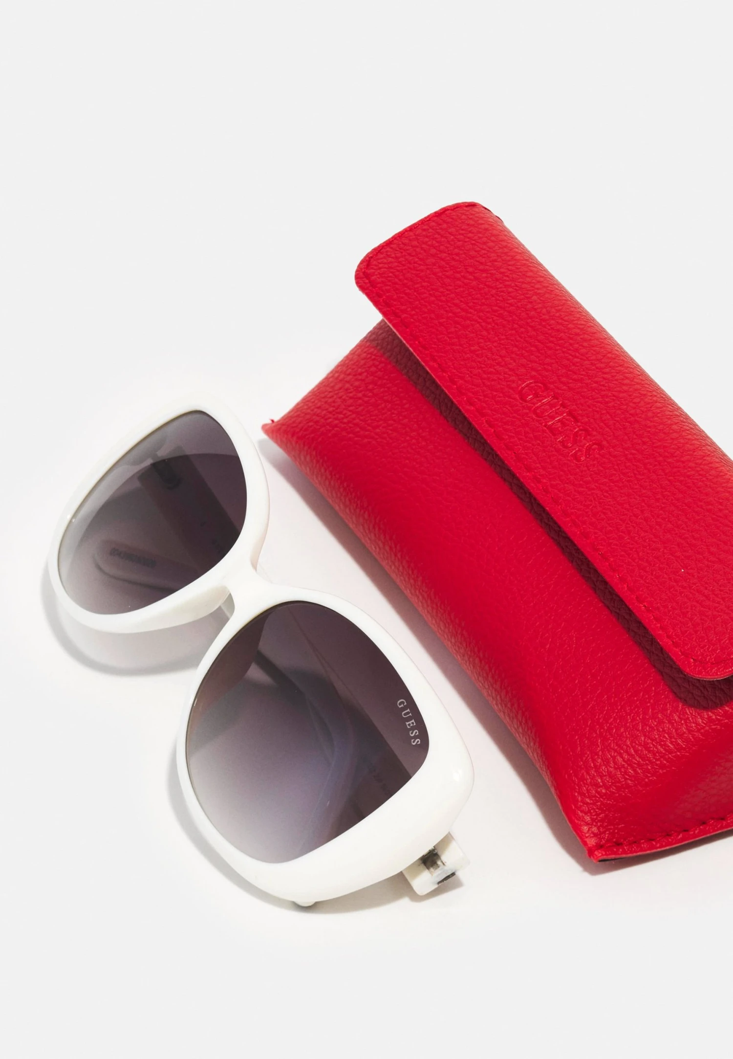 Guess Sunglasses - White 6 Guess Sunglasses - White - Image 4