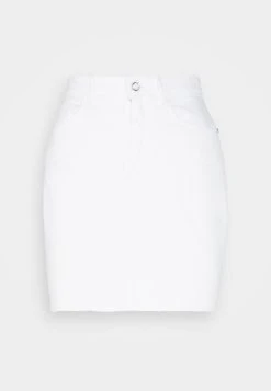 Guess Swani Skirt - Mini Skirt - Hushy -Guess Apparel 50198b11f6b844fabe8c1bcce3d52efa