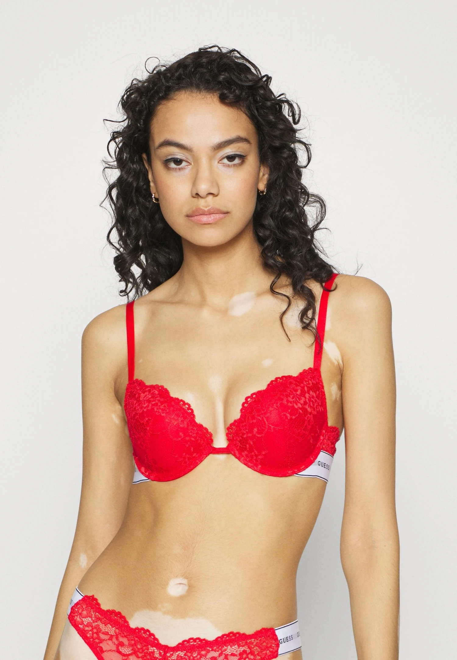 Guess Belle- Push-Up Bra - Planet Red 3 Guess Belle- Push-Up Bra - Planet Red