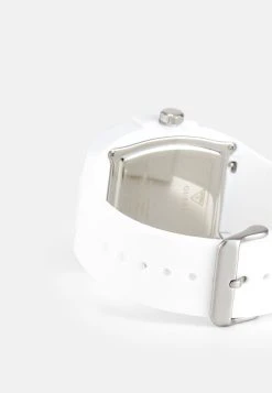 Guess Trend - Chronograph Watch - Silver -Guess Apparel 5a7ee7f709034eb6bbf4fa5414d947ad