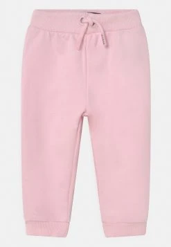 Guess Hodded Active Set Unisex - Tracksuit - Pink -Guess Apparel 5b90c8f0523949579bcb03c48eb0f847