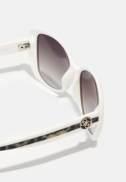 Guess Sunglasses - White 9 Guess Sunglasses - White -Guess Apparel 5c9fc4a91bb649b3925f5e8ffaae7428