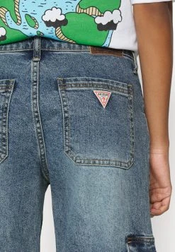 Kit Pant - Straight Leg Jeans - Go Donna Medium Wash -Guess Apparel 5cd04d4e24684befb6fa86796e51179a