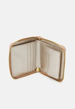 Guess Giully - Wallet - Apricot Cream -Guess Apparel 5f6988c92a274c6c94aed677ec31637b