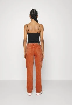 Sade Carpenter- Straight Leg Jeans - Real Orange -Guess Apparel 603f9018ba9844aa85021ac73eafe5ac
