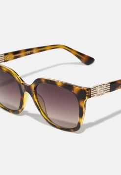 Guess Sunglasses - Dark Havana -Guess Apparel 67fab22bb9f44994934dc5f5c021ed6f