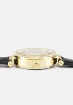 Guess Watch - Black -Guess Apparel 6d1f73c2411f41a7b0449faececb9e4c