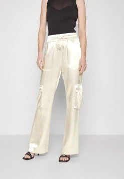 Guess Chantal Pants - Cargo Trousers - Pearl Oyster