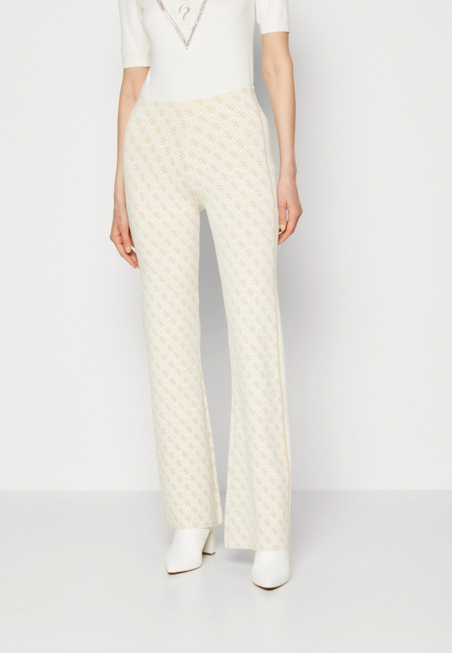 Guess Lise 4G Logo Swtr - Trousers 3 Guess Lise 4G Logo Swtr - Trousers