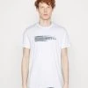 Guess Ss Cn Shaded Logo Tee - Print T-Shirt - Pure White -Guess Apparel 71c225d59b8e4966a0e73948f4e4a8ba