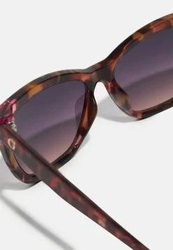 Guess Sunglasses - Pink -Guess Apparel 730859fff05840e0ac66c12802b51ac9