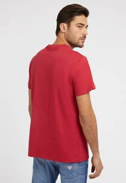 Guess Embro Box Logo Tee - Print T-Shirt - Rouge -Guess Apparel 766150e5cf1a40048b86bd3626deee6d