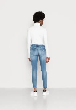 Guess Annette - Jeans Skinny Fit - Carrie Light -Guess Apparel 77e7dcae442541b1b23e468048c34191