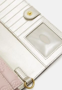 Guess Geva Crossbody Flap Organizer - Wallet - Rose Logo 11 Guess Geva Crossbody Flap Organizer - Wallet - Rose Logo -Guess Apparel 7a0783d73c2f450098a75ec4f97ed1dd