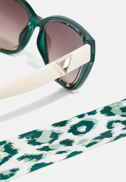 Guess Set - Sunglasses - Green -Guess Apparel 7c8924298f764d9ba149541f1ff4076f