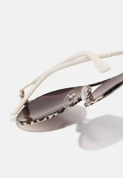 Guess Sunglasses - Gold-Coloured -Guess Apparel 7e781968222b4f03aa1c59b45a40f7bd