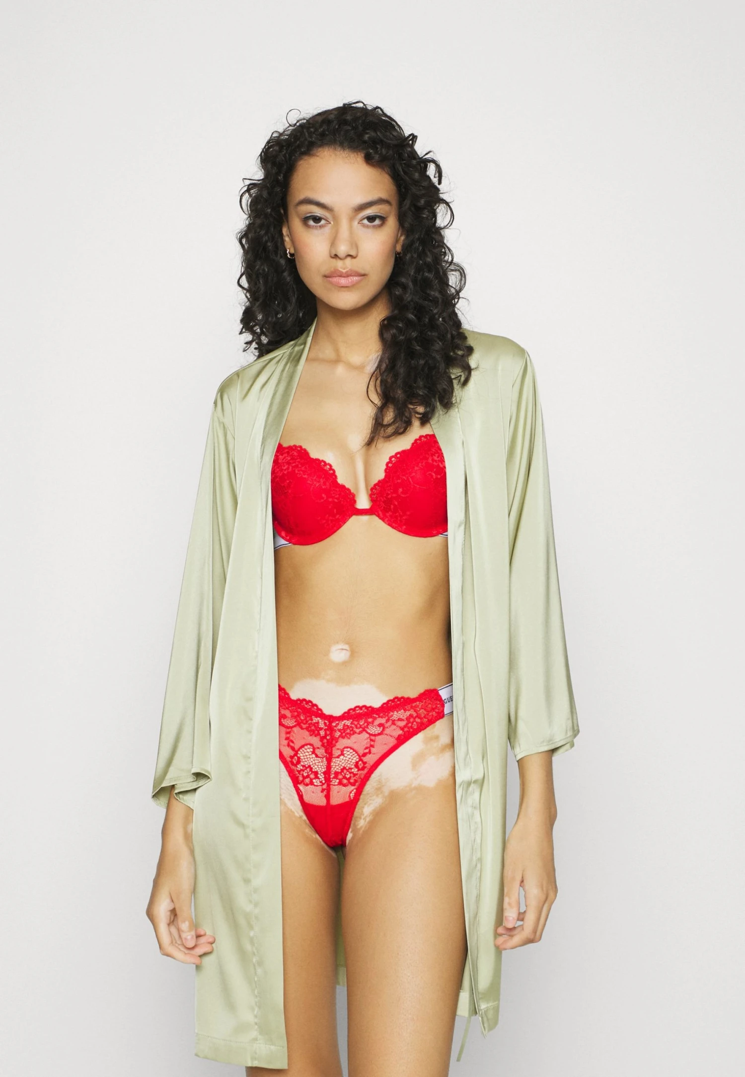 Guess Belle- Push-Up Bra - Planet Red 4 Guess Belle- Push-Up Bra - Planet Red - Image 2