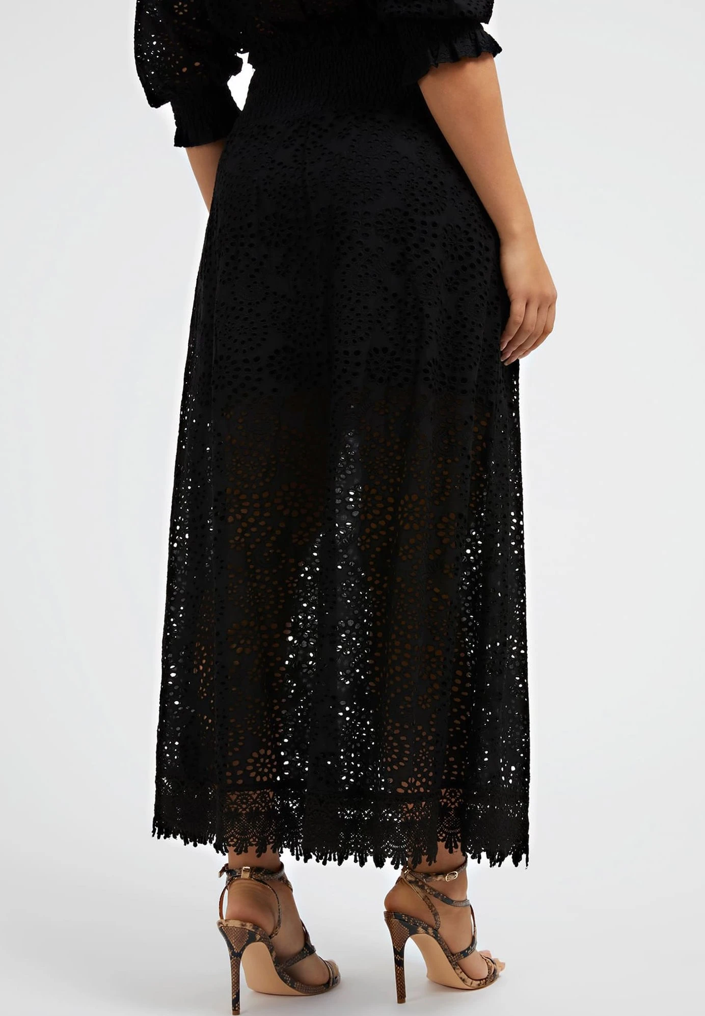 Guess Sangallo Rafa Long - Maxi Skirt - Jet Black A996 5 Guess Sangallo Rafa Long - Maxi Skirt - Jet Black A996 - Image 3