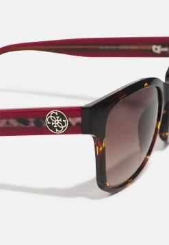 Guess Sunglasses - Brown 11 Guess Sunglasses - Brown -Guess Apparel 8794b478bc7a4fa387758a878cb23f90