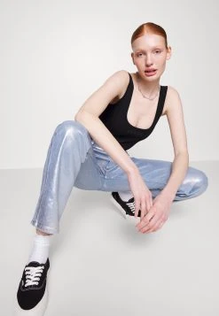 Go Harper- Top - Jet Black -Guess Apparel 88ae291c004d43edb6777c5ae3964327