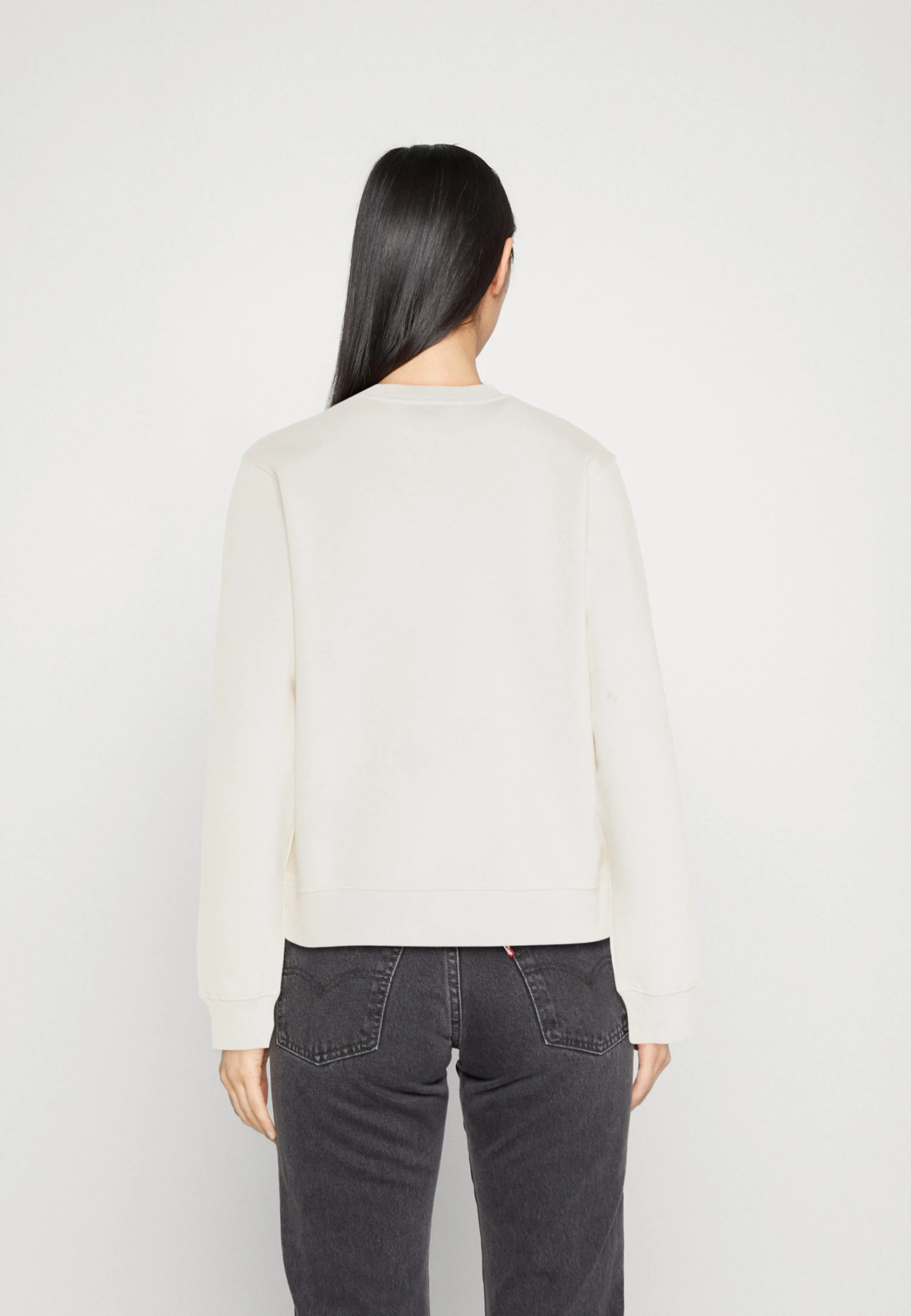 Guess Triangle - Sweatshirt 5 Guess Triangle - Sweatshirt - Image 3