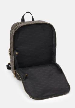 Guess Ederlo Flat Backpack Medium Unisex - Rucksack - Black -Guess Apparel 8cda029b32ea45468f91a1d52bc3aa08