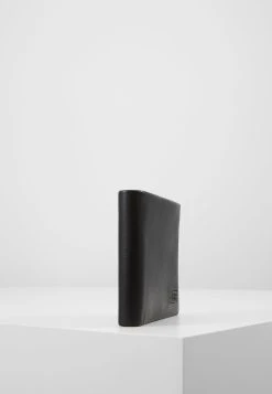 Guess Boston - Wallet - Schwarz -Guess Apparel 8e2a841de09d458199bd22c07b887210